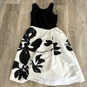 Beautiful WHBM Black and white cocktail dress